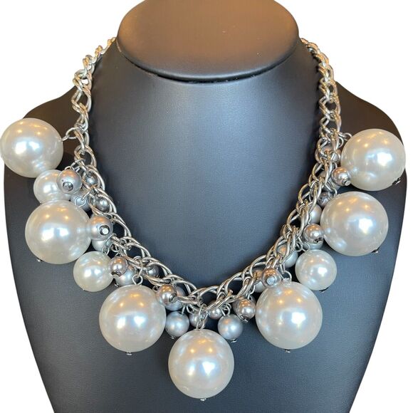 New York & Company Chunky Chain Necklace with Faux Pearls Silver Tone Adjustable - Picture 1 of 5